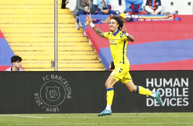 Barca vs Las Palmas anh 8