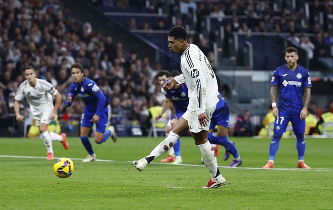Mbappe toa sang anh 5