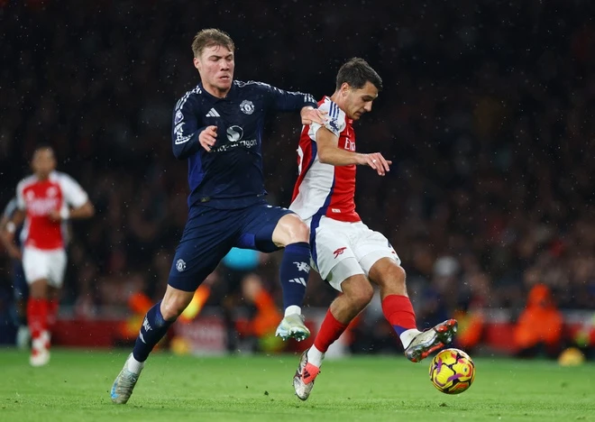 Arsenal dau MU anh 3