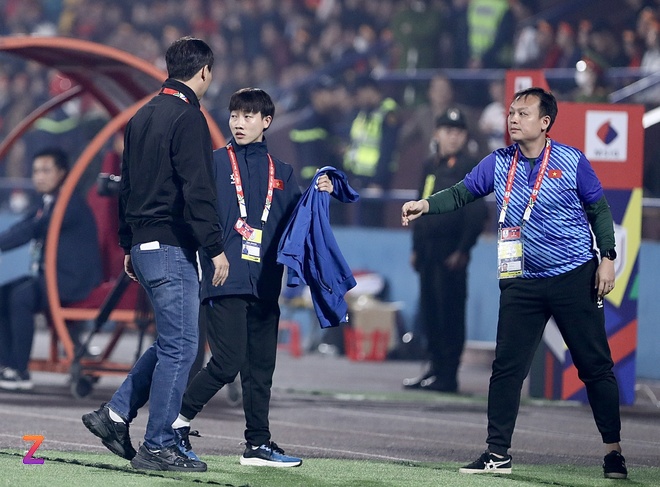 Kim Sang-sik gap su co anh 5
