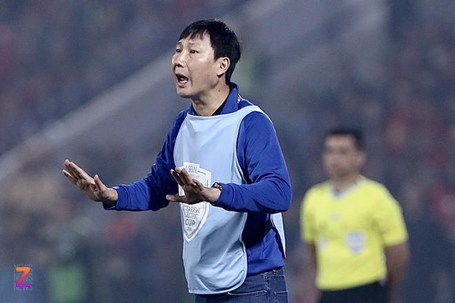 Kim Sang-sik gap su co anh 8