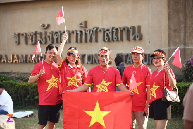 co dong vien anh 12