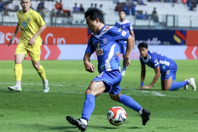 Chanathip Songkrasin anh 1