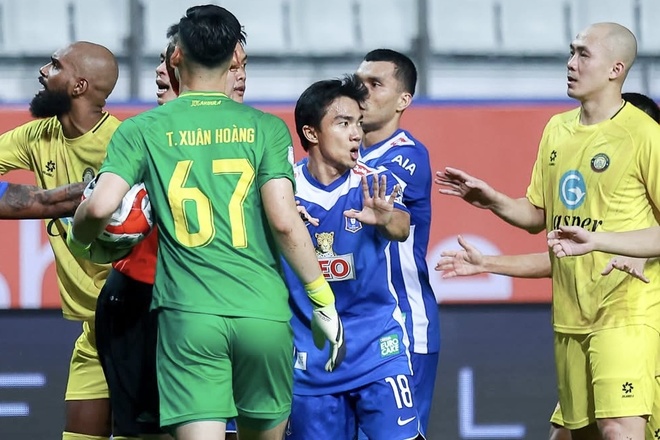 Chanathip Songkrasin anh 2