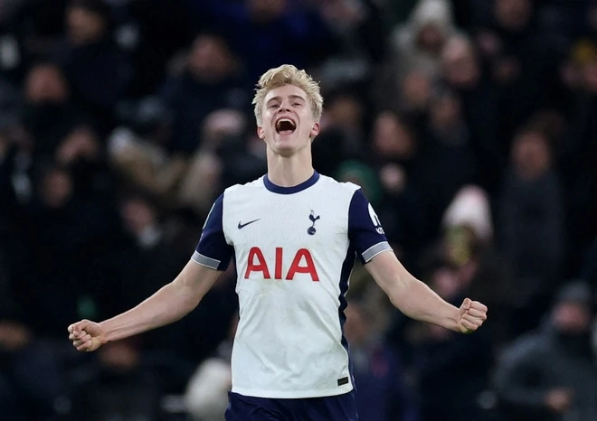 Tottenham anh 7