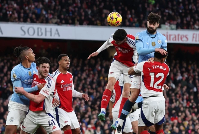 Arsenal dau Man City anh 5