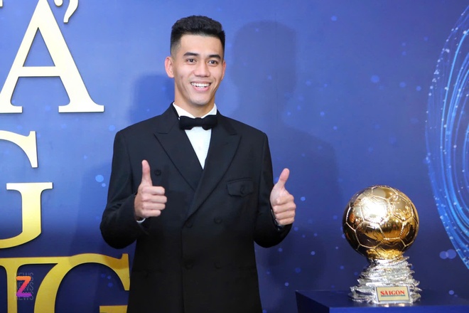 qua bong vang anh 3