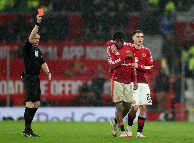 MU dau Ipswich anh 1