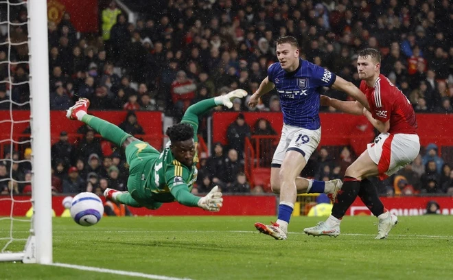 MU dau Ipswich anh 2