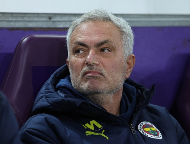 Drogba bao ve Mourinho anh 1