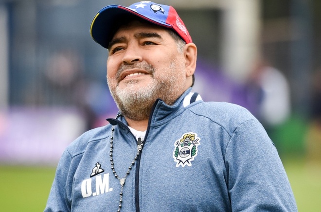 Maradona qua doi anh 1