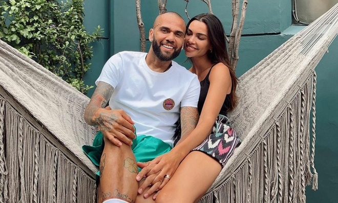 Dani Alves anh 1
