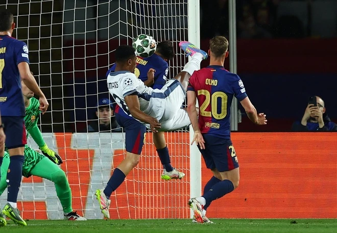 Barca vs Inter anh 4