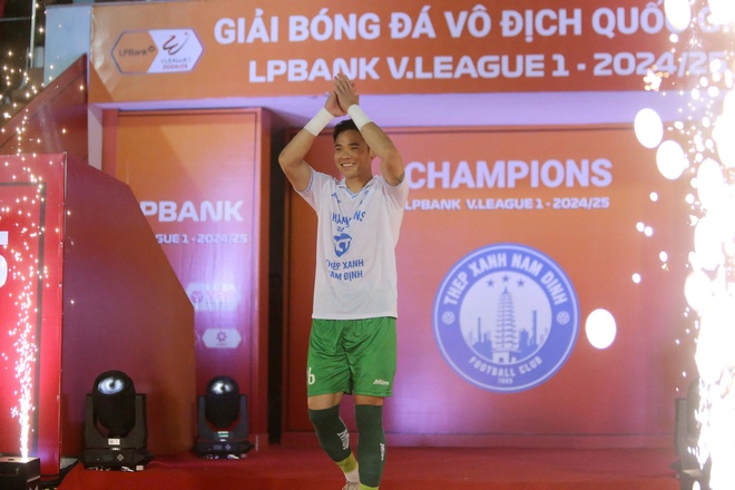 v.league anh 8