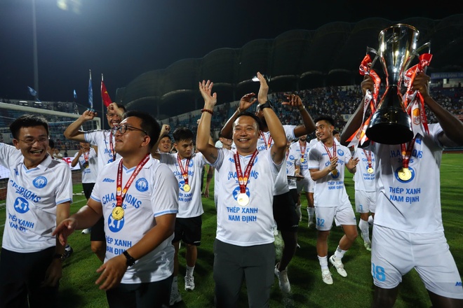 v.league anh 12